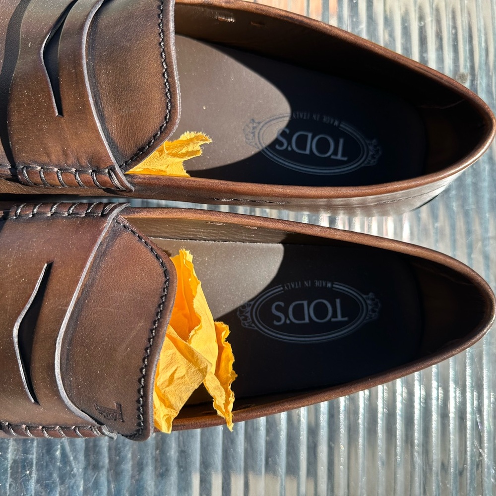 Tod's Brown Leather Loafers with Tassel Detail